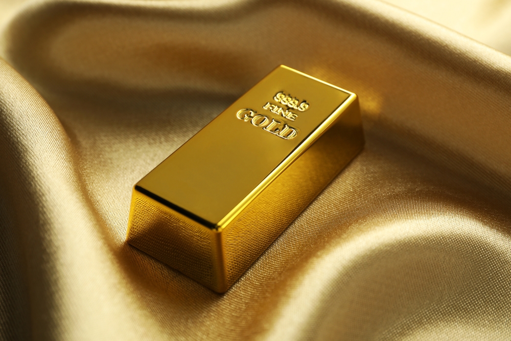 Gold hedges against Fed policy