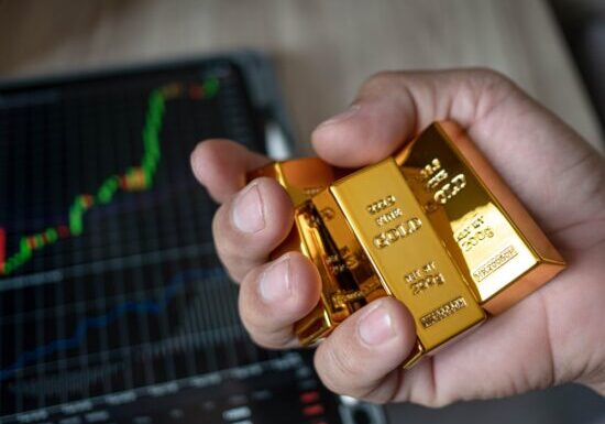 Gold Holds as Tariffs Halt